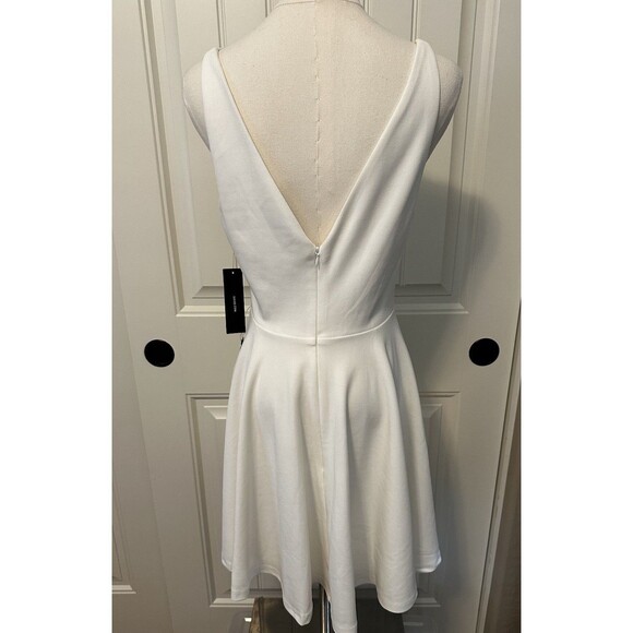 NWT Lulus Bon Appetit Ivory White Skater Dress Size Medium, Ponte Knit - Picture 3 of 11